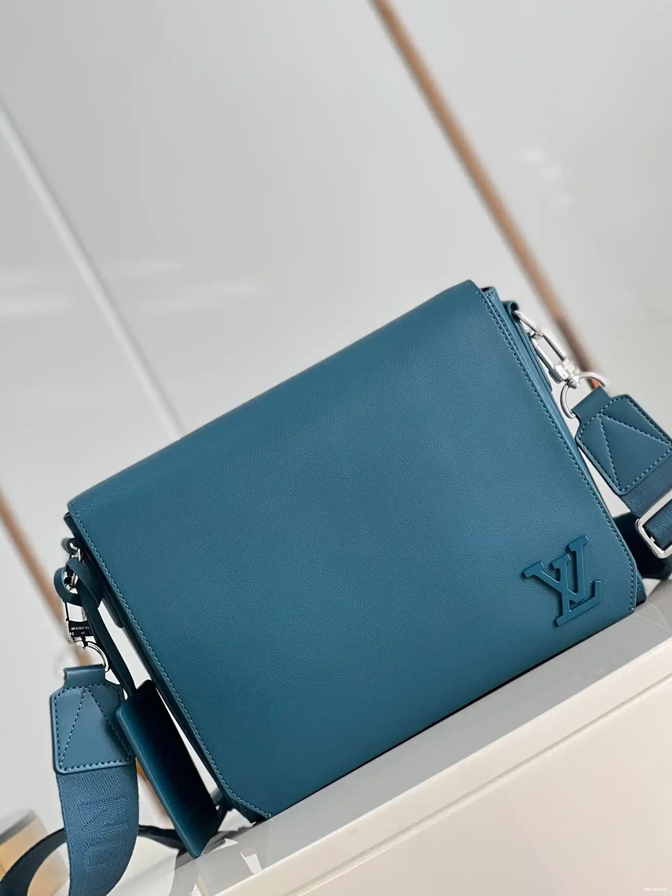 Repladies NEW VUITTON LOUIS MESSEAGE 0608